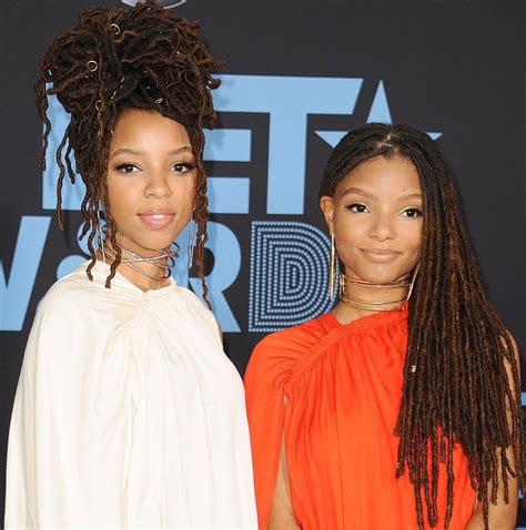 chloe bailey real hair|halle bailey locs.